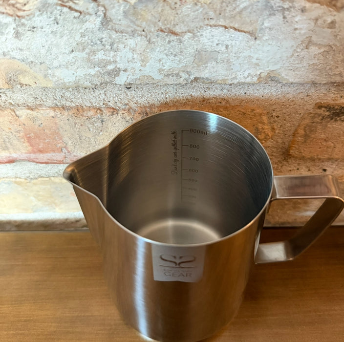 Espresso Gear – Classic Stainless Steel Milk Jug – 900 ml