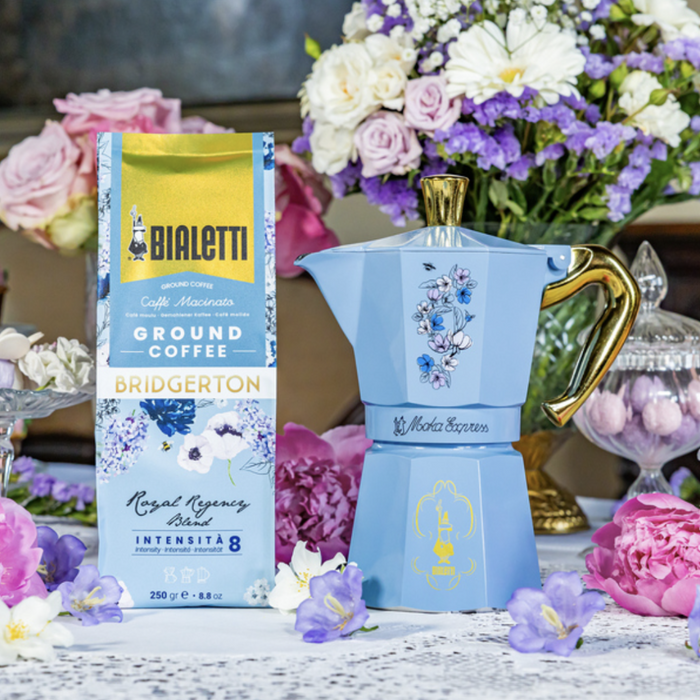Bialetti Moka Express Bridgerton Edition – 6 cup moka pot