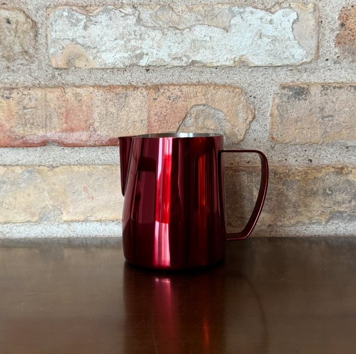 Barista Space Milk Jug – Metallic Red – 350 ml / 600 ml