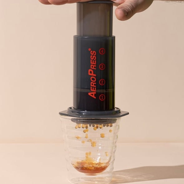 AeroPress Coffee Maker incl. 100 filters – Original Aerobie