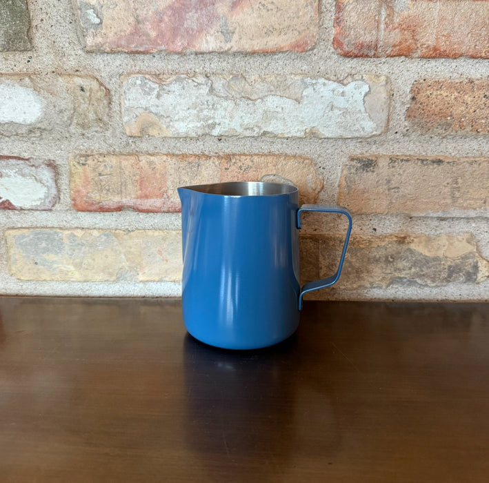 Joe Frex Milk Jug – Azur Blue – available in 350 ml and 590 ml