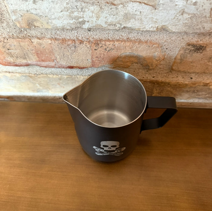 Joe Frex Barista Milk Jug – Black with Pirate Motif – 590 ml