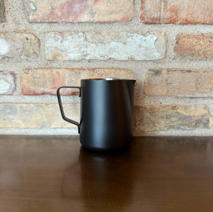 Joe Frex Milk Jug – Black – 590 ml – Stainless Steel