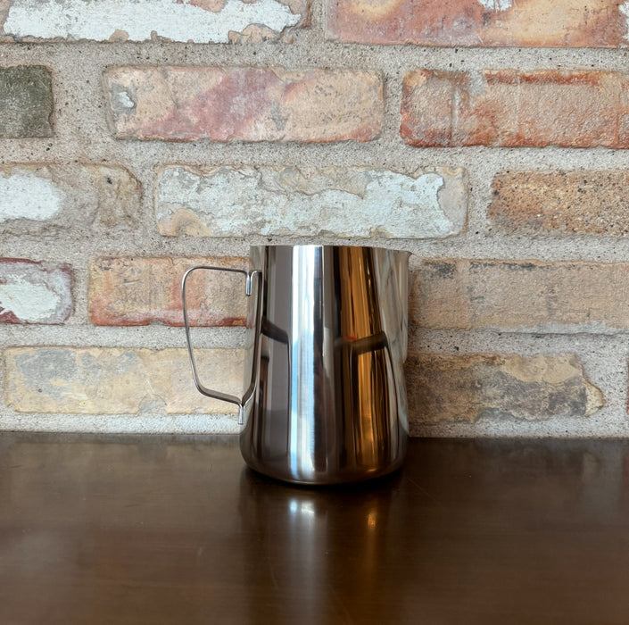 Espresso Gear – Classic Stainless Steel Milk Jug – 900 ml