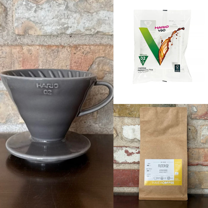 Hario V60-02 Julebundle – Dripper Grå, Filtre & 220 g Filterkaffe