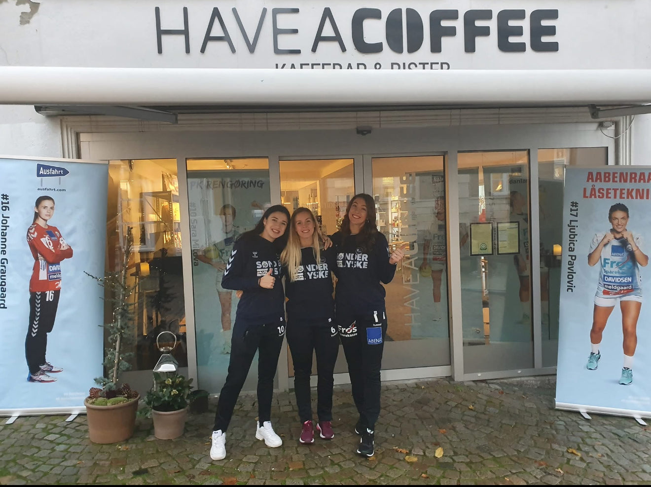 In support of the work of Children's Aid Day - Have A Coffee x Ausfahrt.dk x SønderjyskE Women's Handball