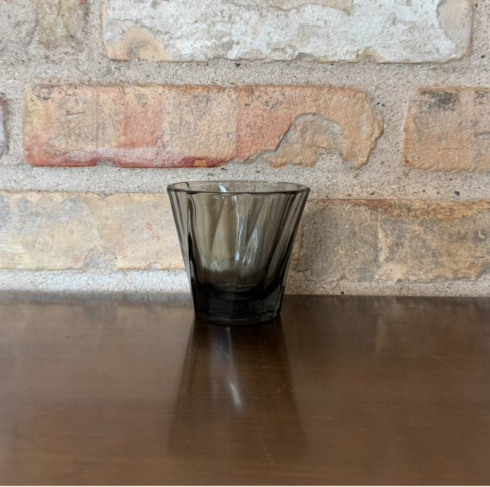 Cortado glas i mørkt glas 